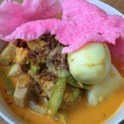 Lontong Gulai Buncis   Telor   Kripik