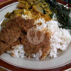 Nasi Padang Rendang Sapi