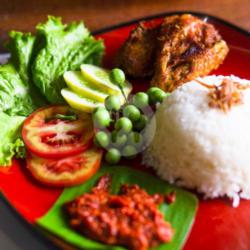 Nasi Ayam Sambal Terasi