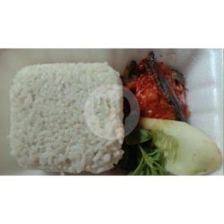 Nasi   Sambal Ikan Klotok