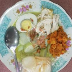 Lontong Opor Komplit