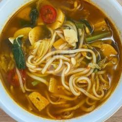 Mie Kuah Tomyam Vegetarian