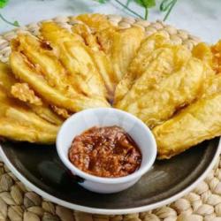 Pisang Goreng   Sambel