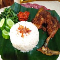 Nasi Akgor (ayam Kampung Goreng)