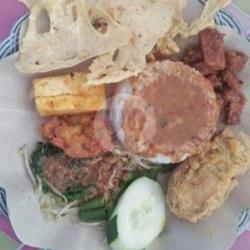 Nasi Pecel Ayam Krispy/bakar