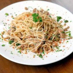 Spaghetti Aglio Olio Tuna