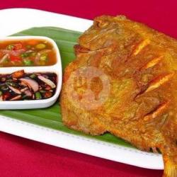 Ikan Bawal Laut Goreng/bakar