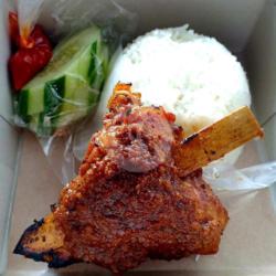 Nasi Box Ayam Panggang Paha Atas