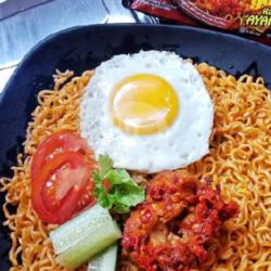 Indomie Ayam Geprek Pake