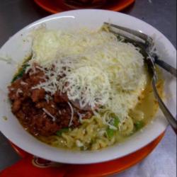 Indomie Ayam Bawang Telor Kornet Keju