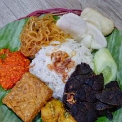 Nasi Uduk Paru Goreng