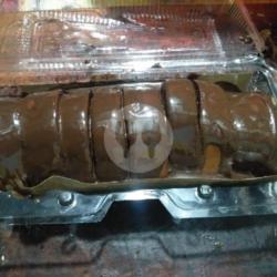 Martabak Manis Kacang Coklat Gulung Lumer