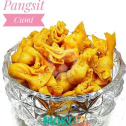 Snack Cemilan Pangsit Cumi 250 Gr