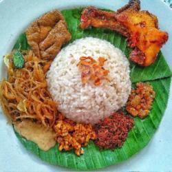 Nasi Uduk Ayam