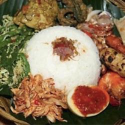 Nasi Campur Komplit Lauk Ayam Kecap