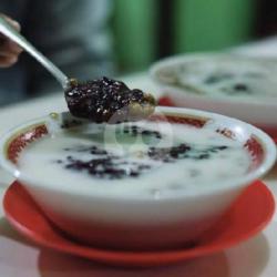 Bubur Ketan Itam