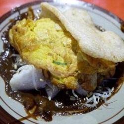 Tipat Tahu Telor Sayur