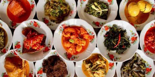 Masakan Padang Putri Minang, Telaga Warna