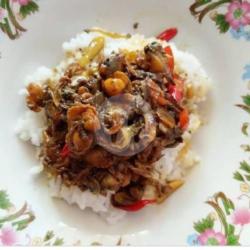 Nasi Oseng Kerang Pedas Manis