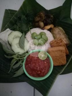 Nasi Tempong Ati Ampela