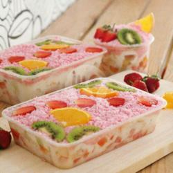 Salad Buah Strawberry (medium)