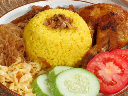 Nasi Kuning Warmob Berkah, AP Pettarani