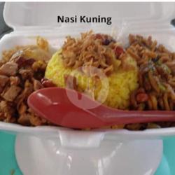 Nasi Kuning Betawi