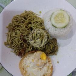 Mie Goreng Instan Hijau Daun Bayam,tanpa Msg,dan Pengawet (1)