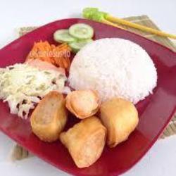 Nasi Bento Chicken Eggroll 4pcs