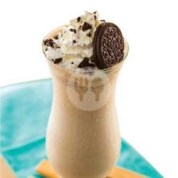 Cookies & Cream Frappe