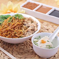 Yahun ( Manis / Asin ) ( Baso Tahu / Siomay )