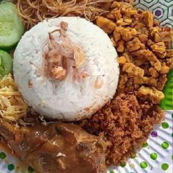 Nasi Uduk Ayam Sambal Kecap