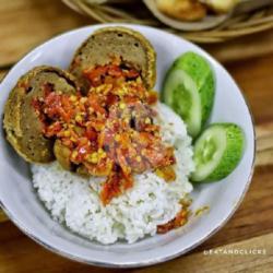 Paket Nasi Bakso Geprek   Es Teh / Panas)