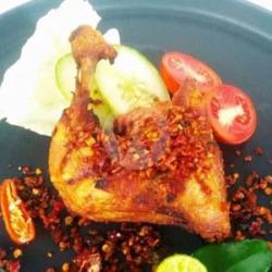 Nasi Ayam Goreng Jumbooo Sambal Embe(paha Utuh)