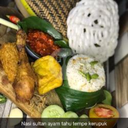 Nasi Sultan Ayam Tahu Tempe Krupuk