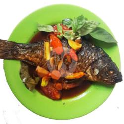 Ikan Mas Kuah Segar Kecap Pedas