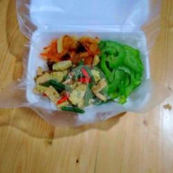 Nasi   3 Macam Sayur ( Asem Manis Krecek, Pare, Tauco )