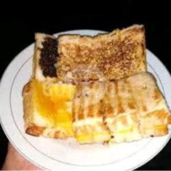 Roti Bakar Nanas Coklat