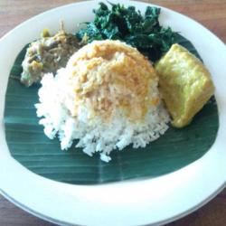 Nasi Ikan Gulai Tuna