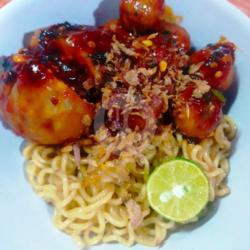 Mie Goreng Pentol Sambel Merecon ( Isi Telor )