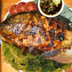 Ikan Bakar Mujaer