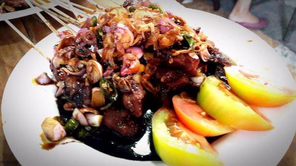 Warung Pak Rahmat Asli Kramat 2 (Sate dan Sop Khas Madura)