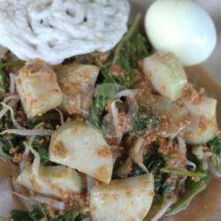 Lontong Pecel