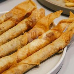 Lumpia / Piscok Karamel