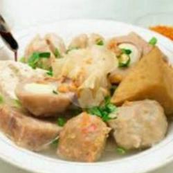 Bakso Sapi Tahu Isi Ambyarr