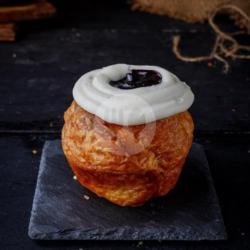 Ommaffin Blueberry Cheese