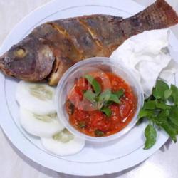 Paket Lalapan Ikan Mujair   Es Nutrisari