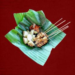 Tipat Sate Ayam