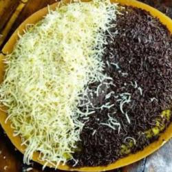 Martabak Keju   Coklat Susu