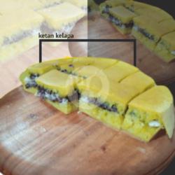 Martabak Ketan Hitam Kelapa Susu